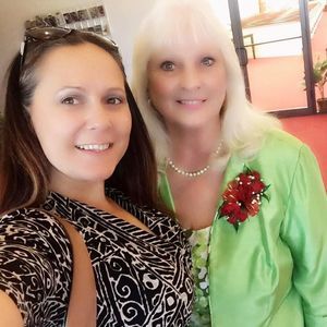 Meet your Posher, Charlotte